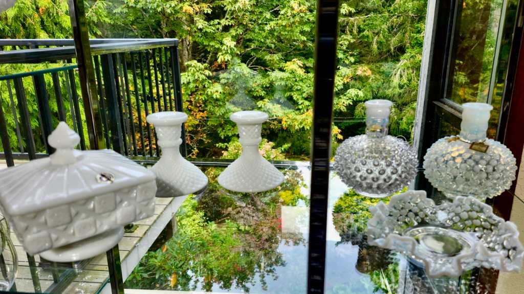 Mukilteo Estate: English Flair – Pt II – Glass&nbsp;Decor